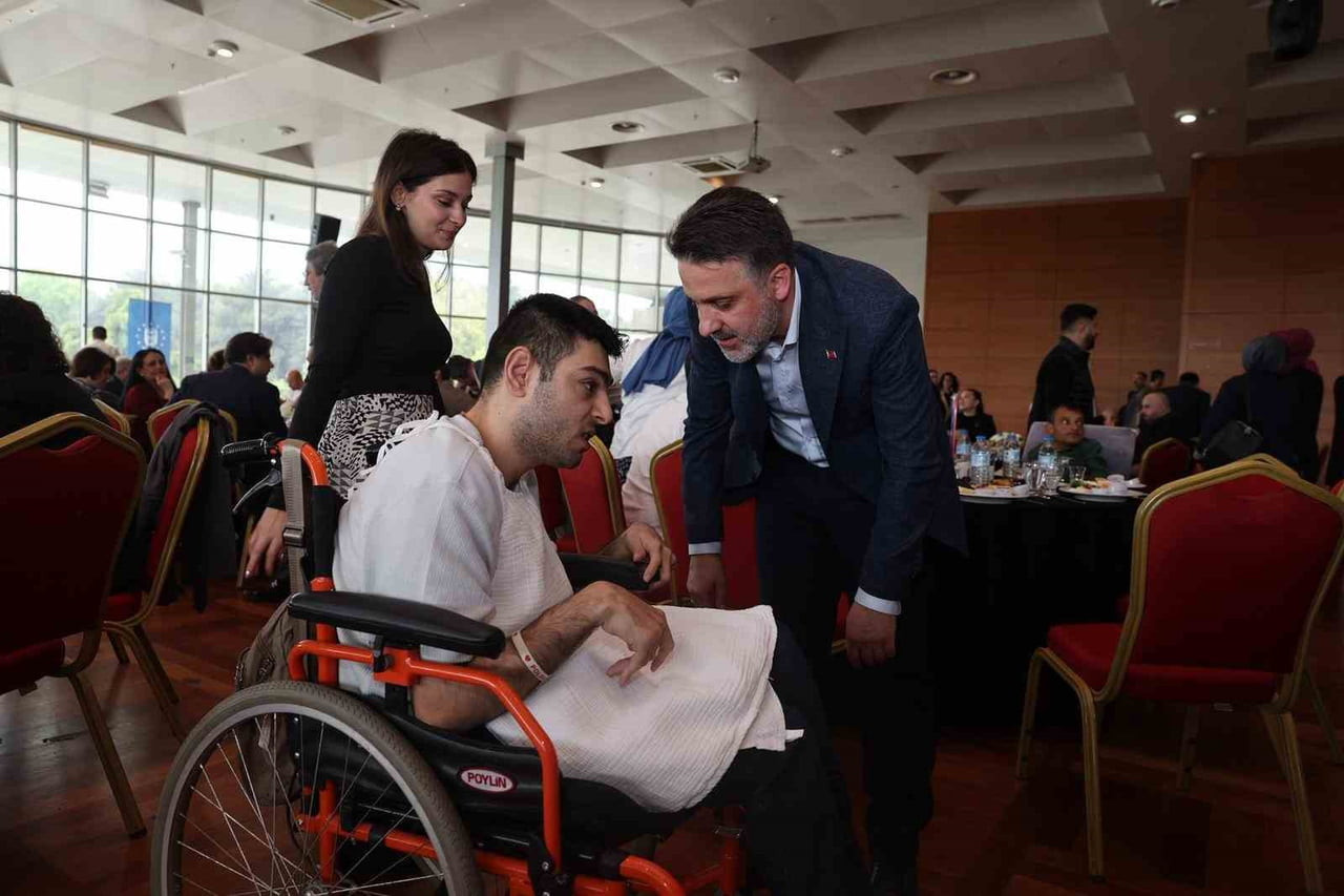 BURSA BÜYÜKŞEHİR BELEDİYESİ TARAFINDAN DÜZENLENEN ‘ENGELSİZ BURSA BULUŞMASI’NDA, ÖZEL GEREKSİNİMLİ...