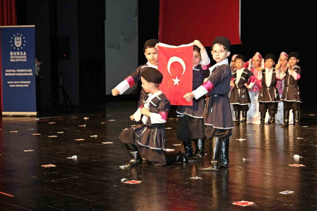 BURSA BÜYÜKŞEHİR BELEDİYESİ TARAFINDAN HAYATA GEÇİRİLEN BURSA YUVAM ÇOCUK ETKİNLİK MERKEZLERİ’NDE...