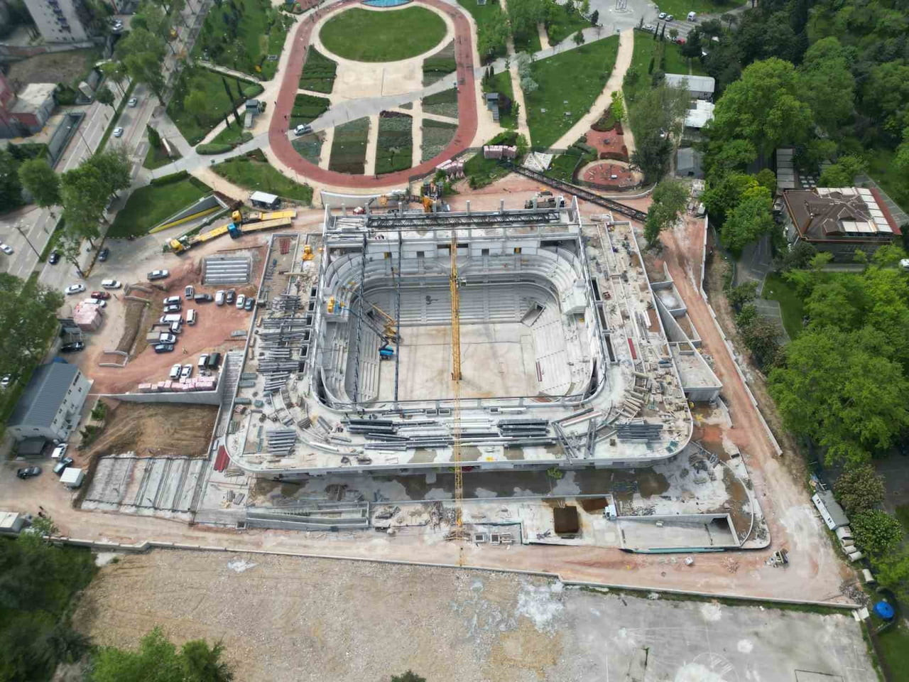 BURSA BÜYÜKŞEHİR BELEDİYESİ TARAFINDAN TEKRAR AYAĞA KALDIRILAN KENTİN SİMGE YAPILARINDAN ATATÜRK...