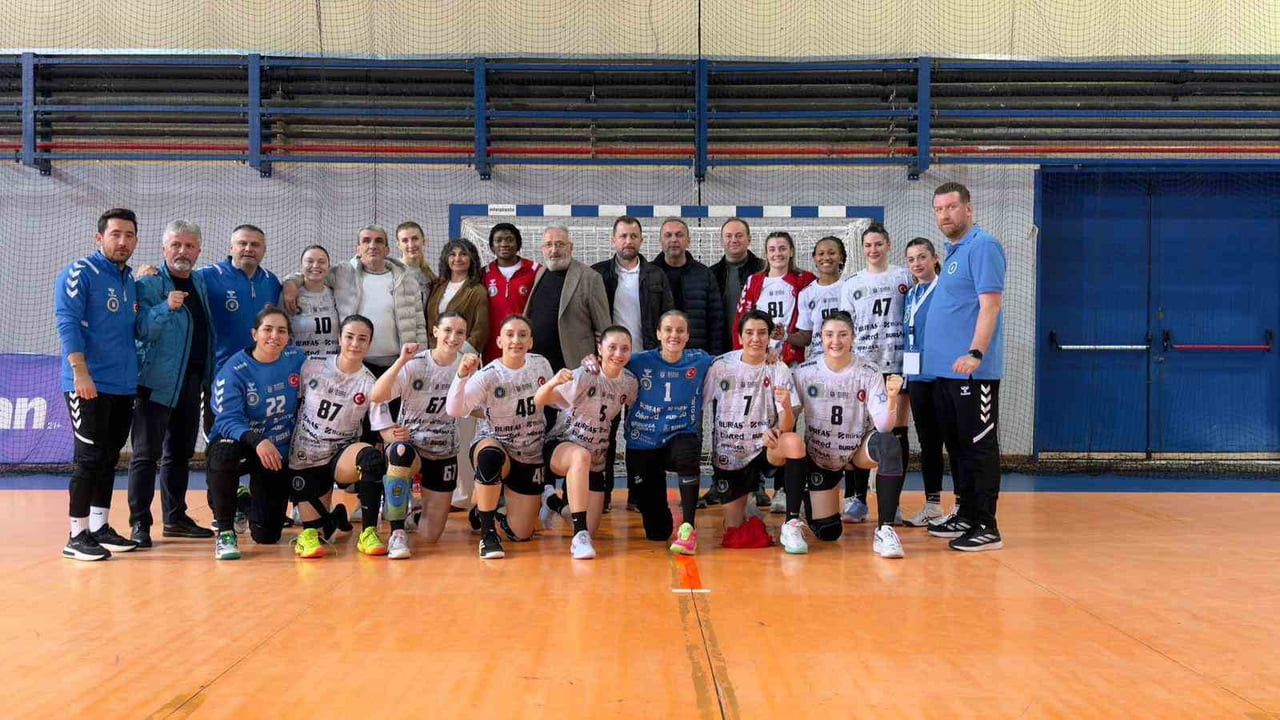 BURSA BÜYÜKŞEHİR BELEDİYESPOR KADIN HENTBOL TAKIMI, EHF KADINLAR AVRUPA KUPASI ÇEYREK FİNAL RÖVANŞ...