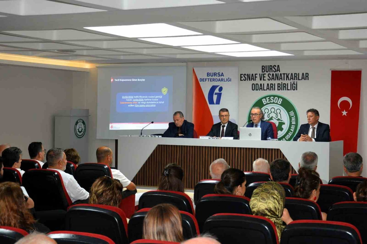 BURSA ESNAF VE SANATKÂRLAR ODALARI BİRLİĞİNİN (BESOB) EV SAHİPLİĞİNDE DEFTERDAR HALİL TEKİN VE...