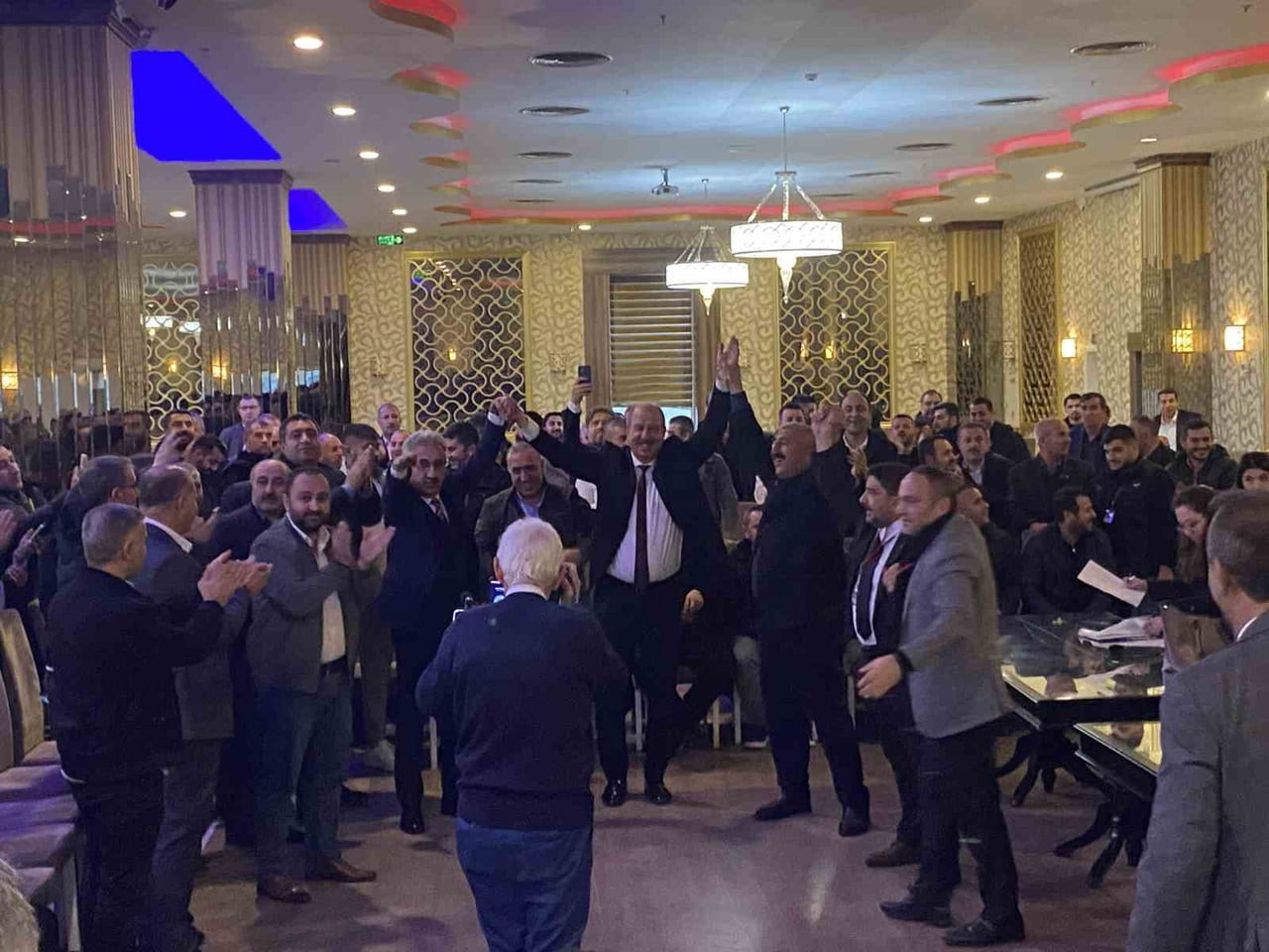 BURSA ÖZEL HALK OTOBÜSÇÜLERİ ODASI’NIN OLAĞAN SEÇİMLİ GENEL KURULU TAMAMLANDI. GERÇEKLEŞTİRİLEN...