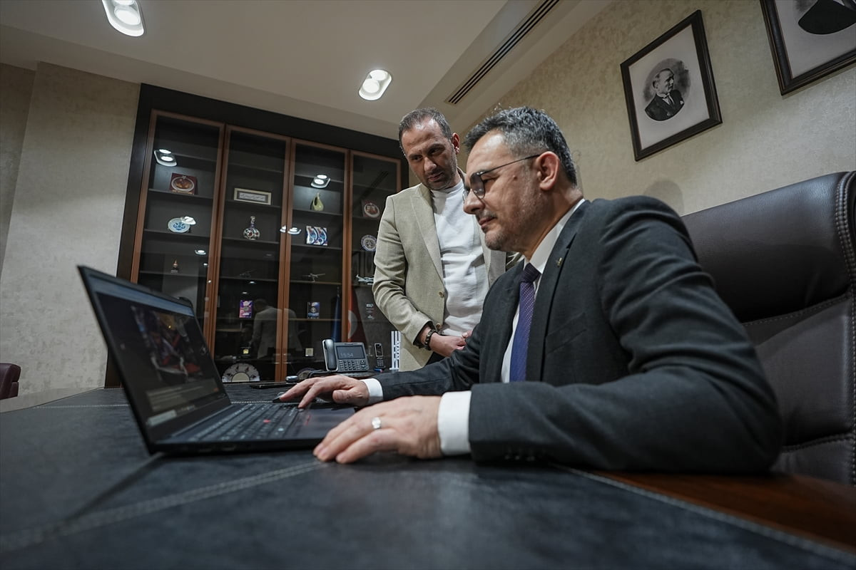 Bursa Teknik Üniversitesi (BTÜ) Rektörü Prof. Dr. Naci Çağlar, Anadolu Ajansının (AA) gözünden...