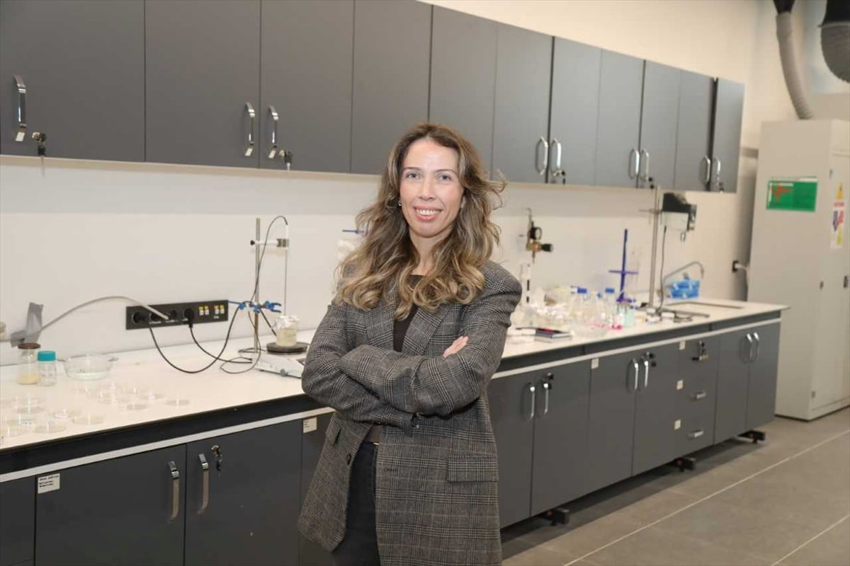 Bursa Teknik Üniversitesi'nde (BTÜ) sanayiden yayılan karbondioksit gazının çevreye verdiği zararı...