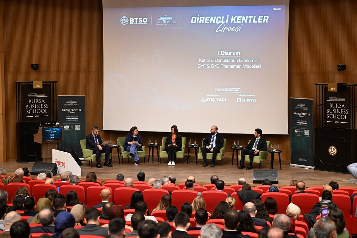 Bursa Ticaret ve Sanayi Odasınca (BTSO) hayata geçirilen Bursa Business School, 2025 yılı boyunca...