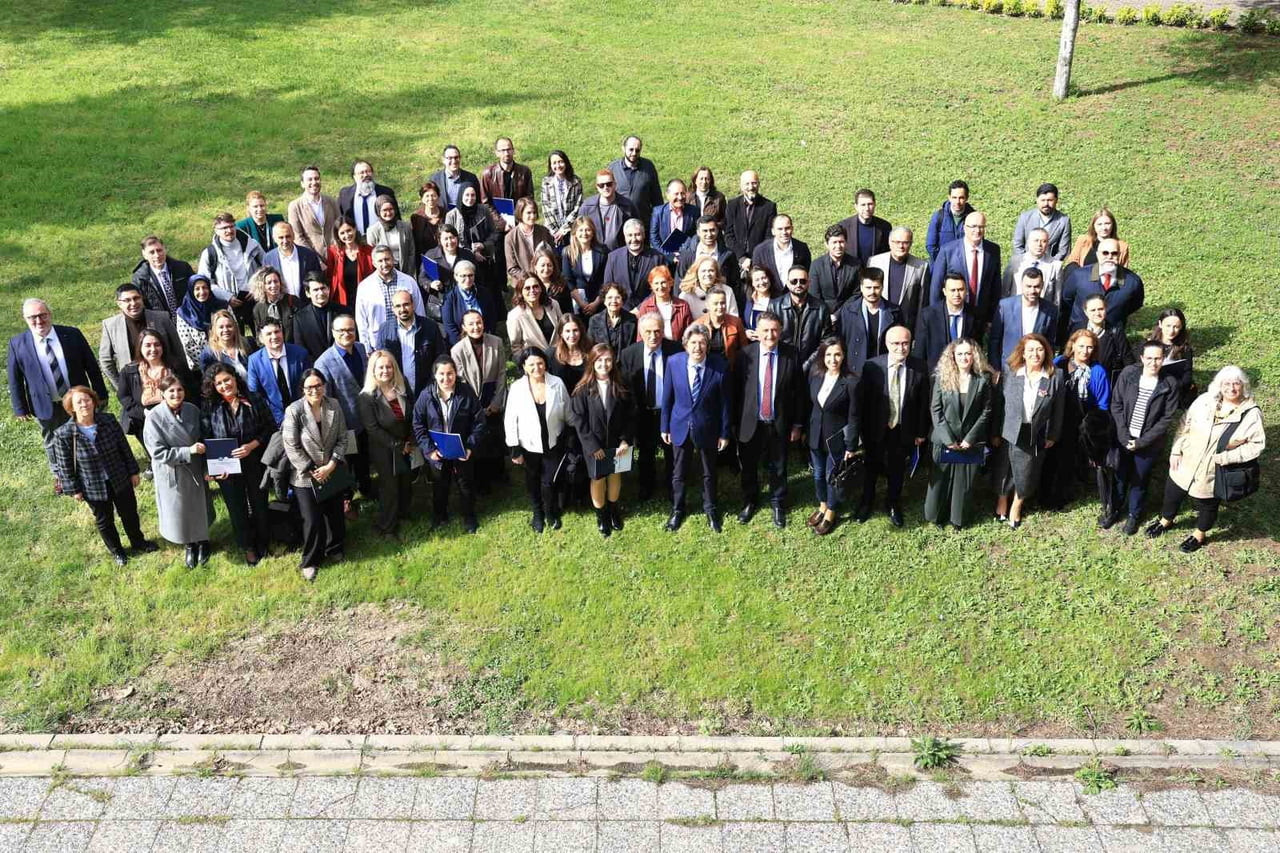 BURSA ULUDAĞ ÜNİVERSİTESİ (BUÜ) AR-GE KOORDİNATÖRLÜĞÜ, ARAŞTIRMA ÜNİVERSİTESİ KİMLİĞİNİ PEKİŞTİRME...