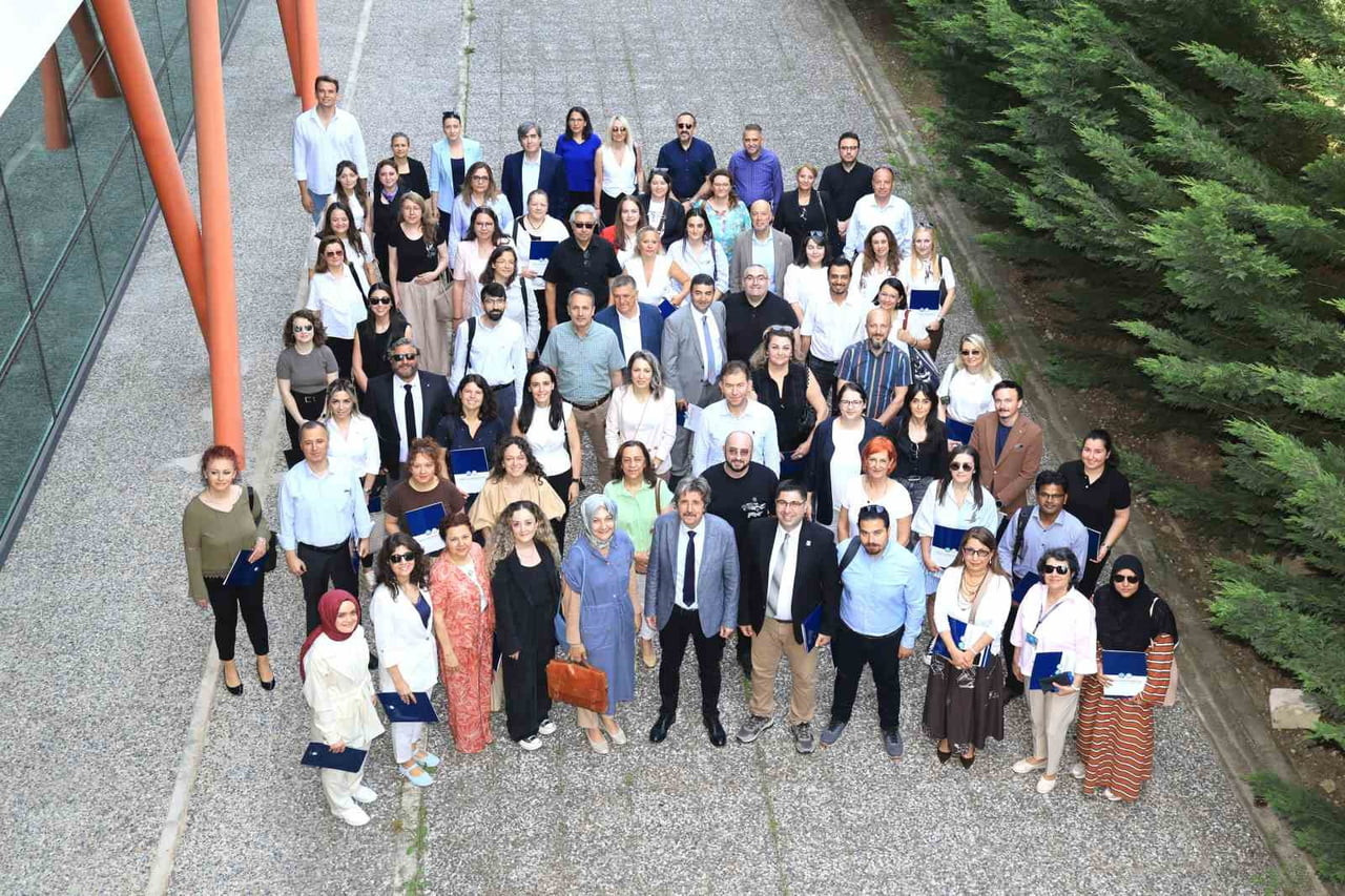 BURSA ULUDAĞ ÜNİVERSİTESİ (BUÜ) AR-GE KOORDİNATÖRLÜĞÜ TARAFINDAN, ARAŞTIRMA ÜNİVERSİTESİ KİMLİĞİNİ...