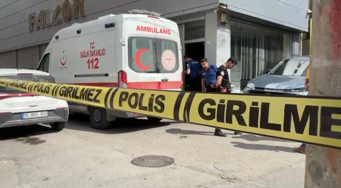 BURSA'DA BİRİ KADIN İKİ KİŞİ SİLAHLA VURULMUŞ OLARAK BULUNDU