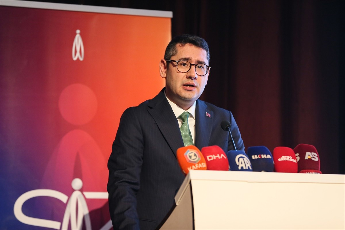 Bursa'da dijital dünyada ekonomi, sanayi ve istihdam gibi alanlarda yaşanan değişimi...