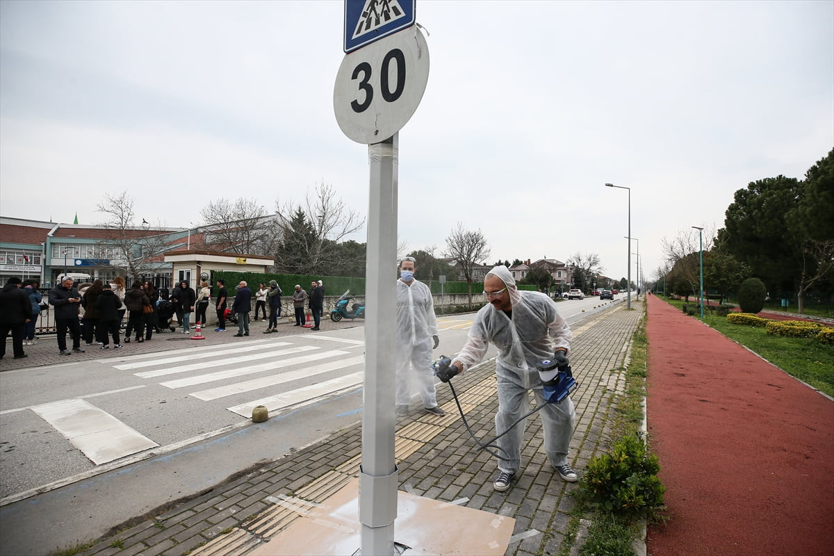 Bursa'da elektrik kaynaklı kazaların önlenmesine yönelik geliştirilen özel koruyucu boya elektrik...