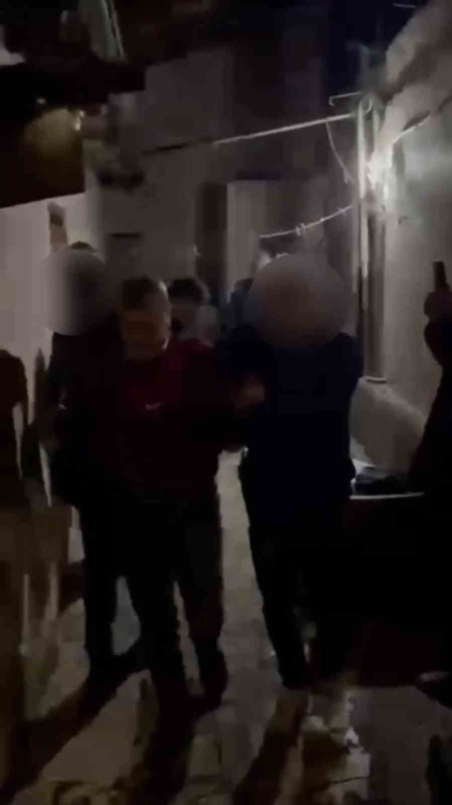 BURSA'DA HAKKINDA 16 AYRI DOSYADAN ARAMA KARARI BULUNAN VE KESİNLEŞMİŞ HAPİS CEZASI İLE 5 MİLYON...