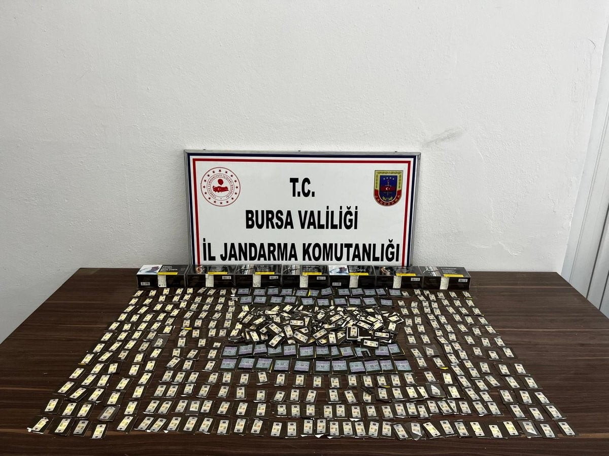 BURSA'DA JANDARMA EKİPLERİNCE KAÇAK TÜTÜN VE TÜTÜN MAMULLERİ TİCARETİNİN ÖNLENMESİNE YÖNELİK...