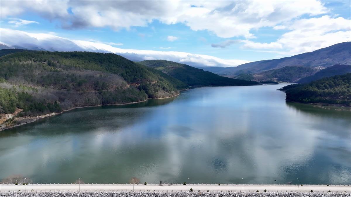 Bursa'nın içme suyu ihtiyacını karşılayan ve geçen yaz susuz kalan Doğancı ve Nilüfer...