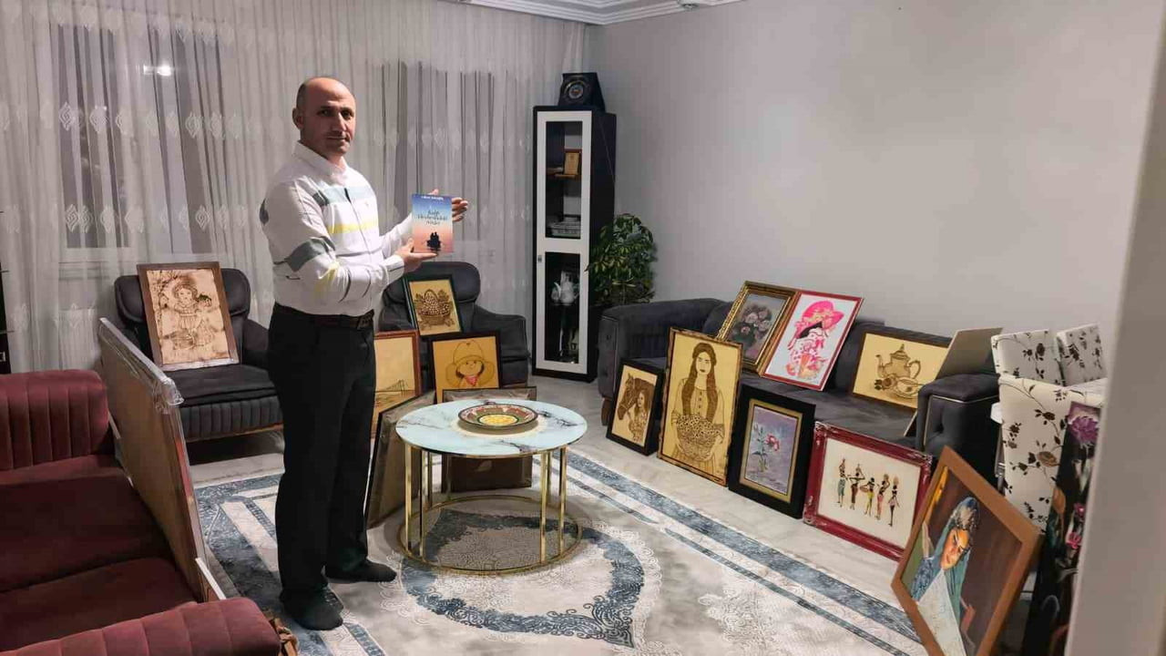BURSA'NIN İNEGÖL İLÇESİNDE 25 YILDIR RESİM YAPAN GÜVENLİK GÖREVLİSİ YÜKSEL KILIÇOĞLU (45), RESİM...