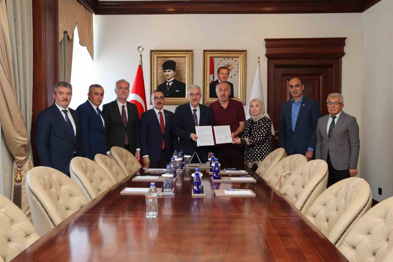 BURSA'NIN İNEGÖL İLÇESİNDE HAYIRSEVERLER TARAFINDAN YAPTIRILACAK AİLE SAĞLIĞI MERKEZİ İLE 16...