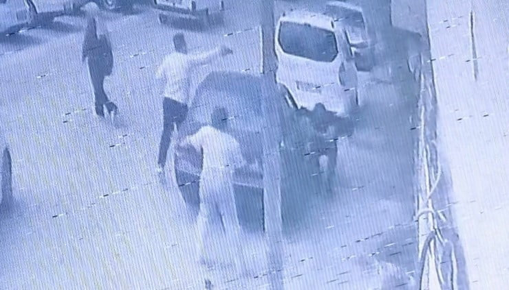 BURSA'NIN İNEGÖL İLÇESİNDE MEYDANA GELEN SİLAHLI KAVGADA 1 KİŞİ YARALANDI. YARALI MOTOSİKLETLİ...