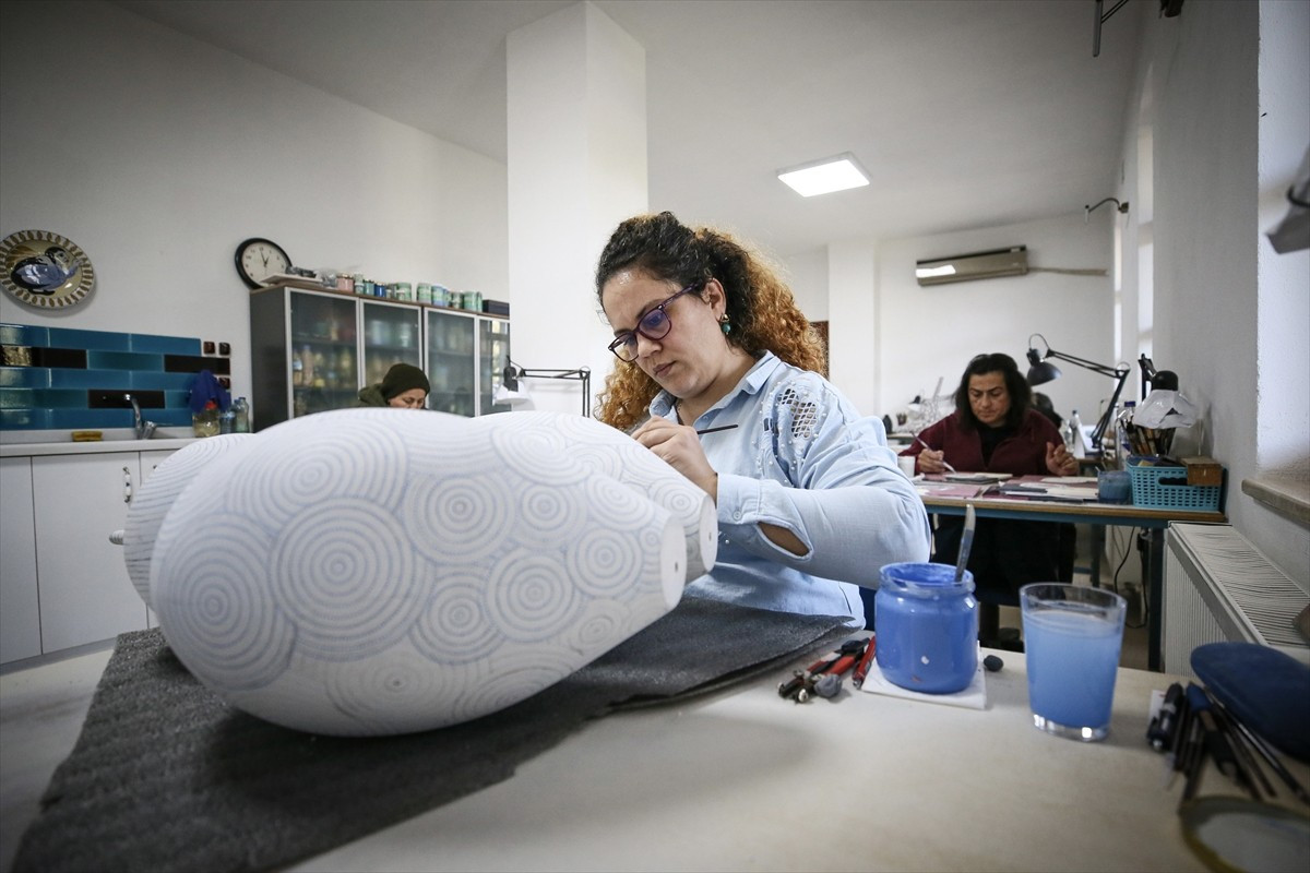 Bursa'nın İznik ilçesinde 23 yıl önce kurulan firma, gerçekleştirdiği AR-GE çalışmaları, tasarım...