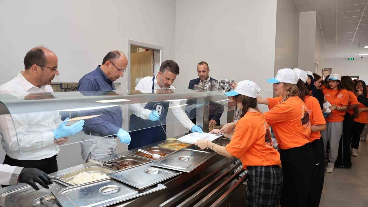 Bursa'da gençlik kampı başladı