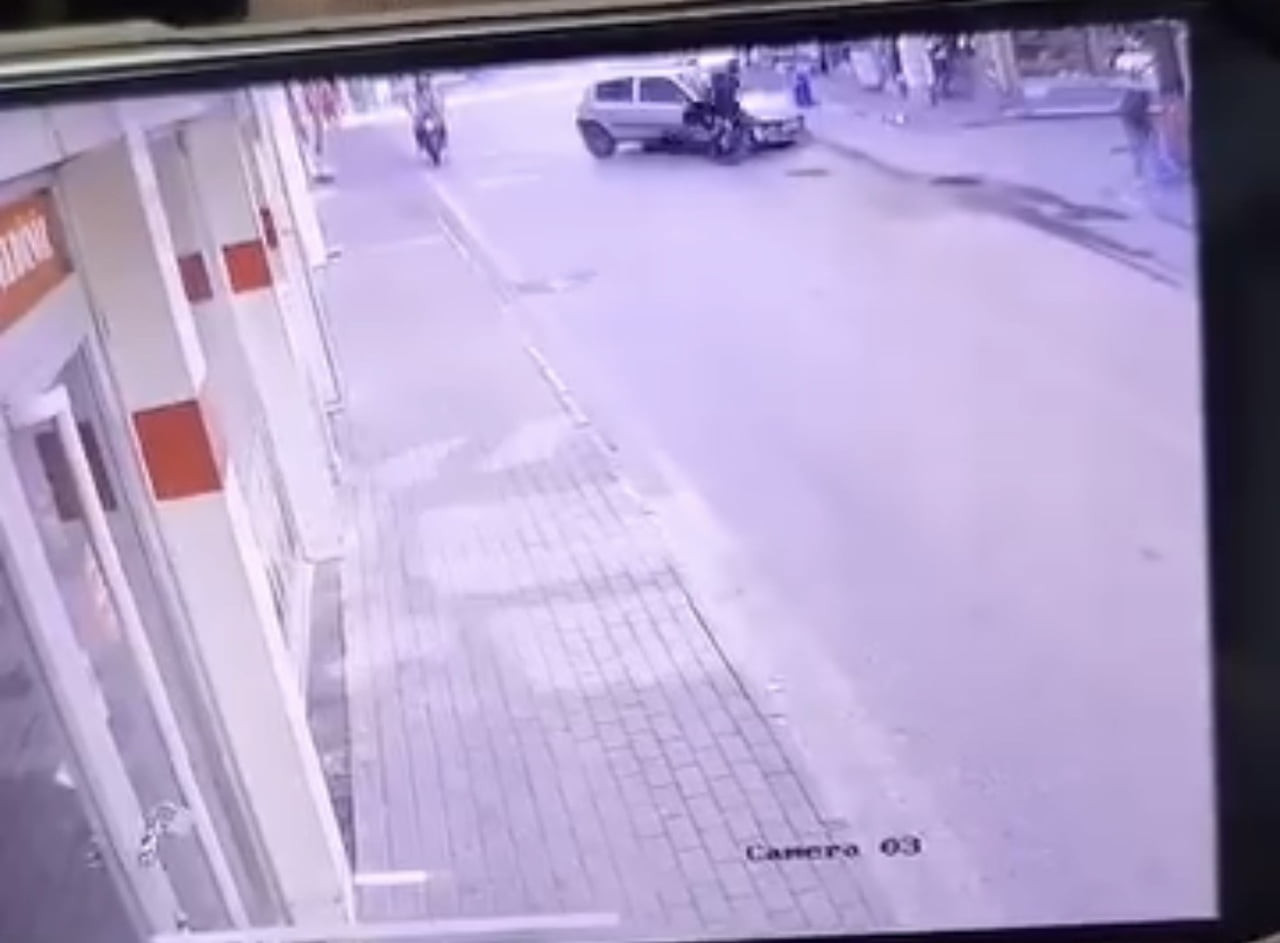 BURSA’DA İLGİNÇ KAZA : YAPAY ZEKA DEĞİL, GERÇEK KAZA GÖRÜNTÜSÜ