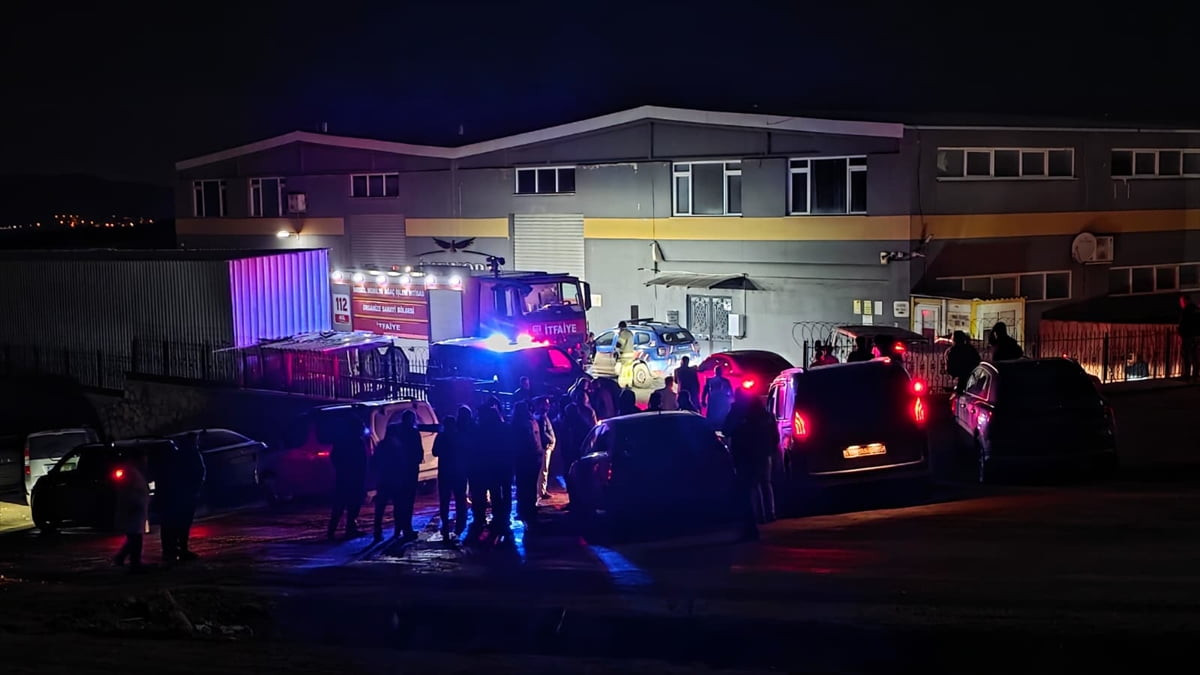 Bursa’nın İnegöl ilçesinde mobilya fabrikasında meydana gelen iş kazasında 1 kişi hayatını...