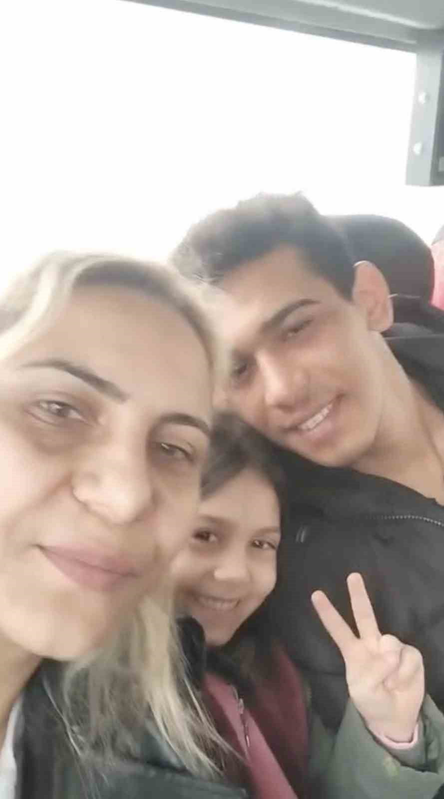 BURSA’NIN NİLÜFER İLÇESİNDE İKİ GÜNDÜR HABER ALINAMAYAN 18 YAŞINDAKİ LEVENT ÇELİK’TEN SEVİNDİREN...