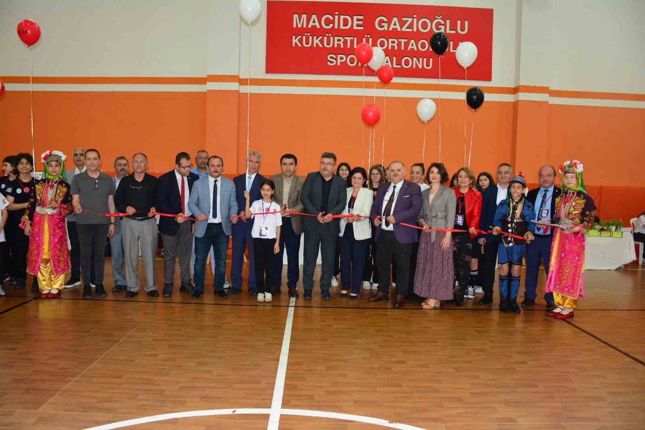 BURSA’NIN OSMANGAZİ İLÇESİNDE, MACİDE GAZİOĞLU KÜKÜRTLÜ ORTAOKULU TARAFINDAN TEKNOLOJİ VE TASARIM...