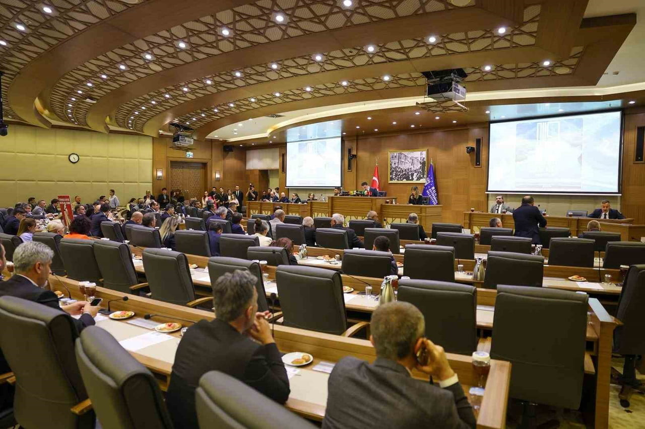 BUSKİ GENEL KURULU’NDA, 2025 MALİ YILI FAALİYET RAPORU VE 2025 MALİ YILI BÜTÇE KESİN HESABI RAPORU...
