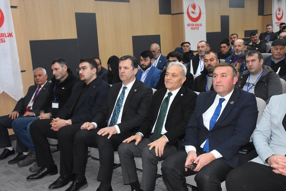  Büyük Birlik Partisi (BBP) Genel Başkan Yardımcısı Türker Yörükçüoğlu, partisinin Afyonkarahisar...