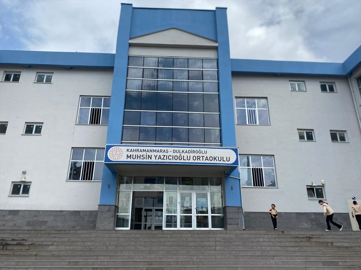 Büyük Birlik Partisi (BBP) Kurucu Genel Başkanı Muhsin Yazıcıoğlu, vefatının 17. yılında anılıyor....