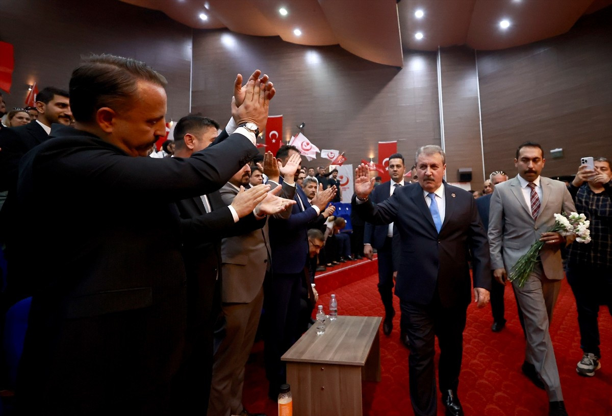 Büyük Birlik Partisi (BBP) Mersin İl Kongresi, Toroslar Belediyesi Yunus Emre Kültür Merkezi'nde...