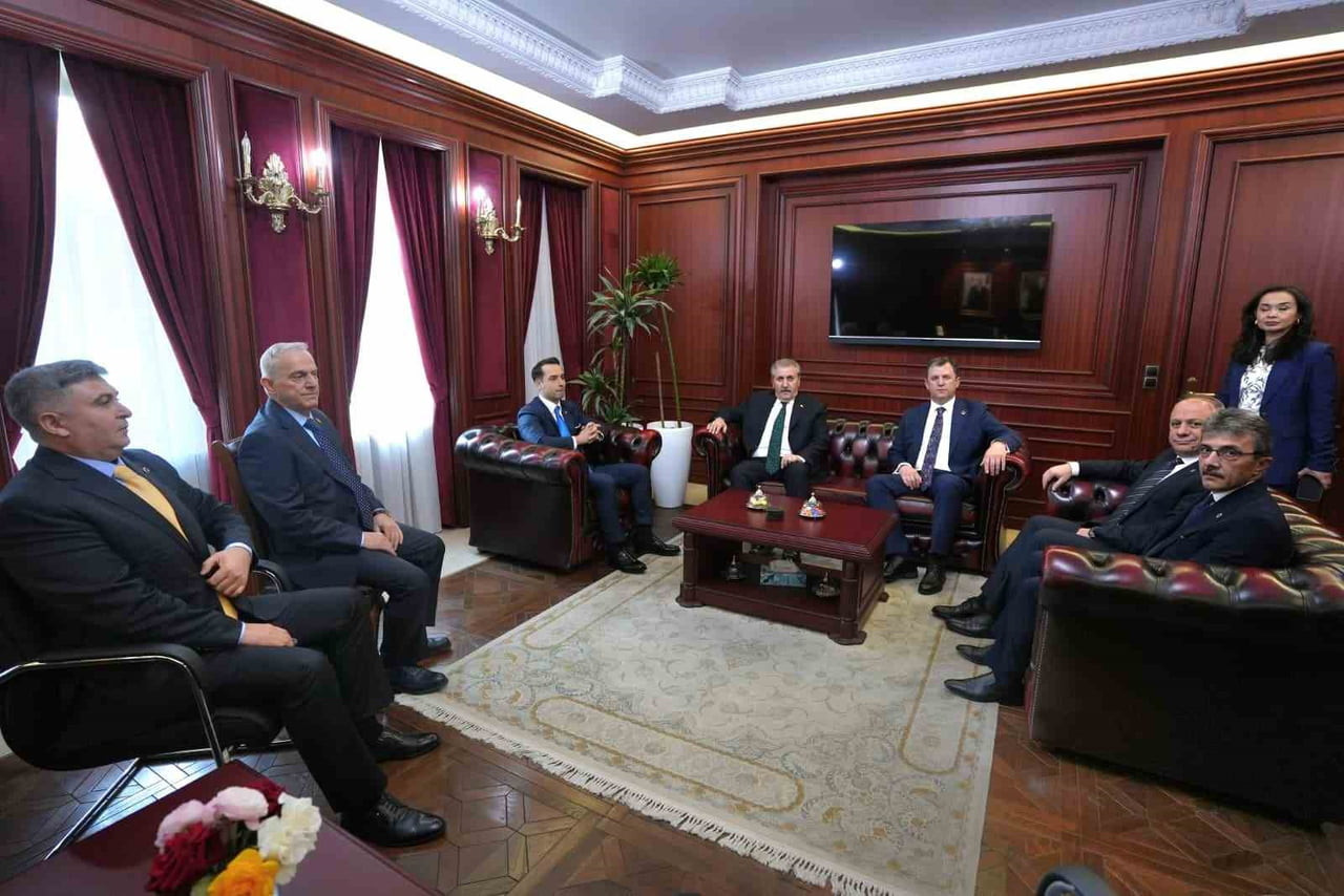 BÜYÜK BİRLİK PARTİSİ GENEL BAŞKANI MUSTAFA DESTİCİ LİDERLİĞİNDEKİ HEYET, ÖZBEKİSTAN’DA BİR DİZİ...