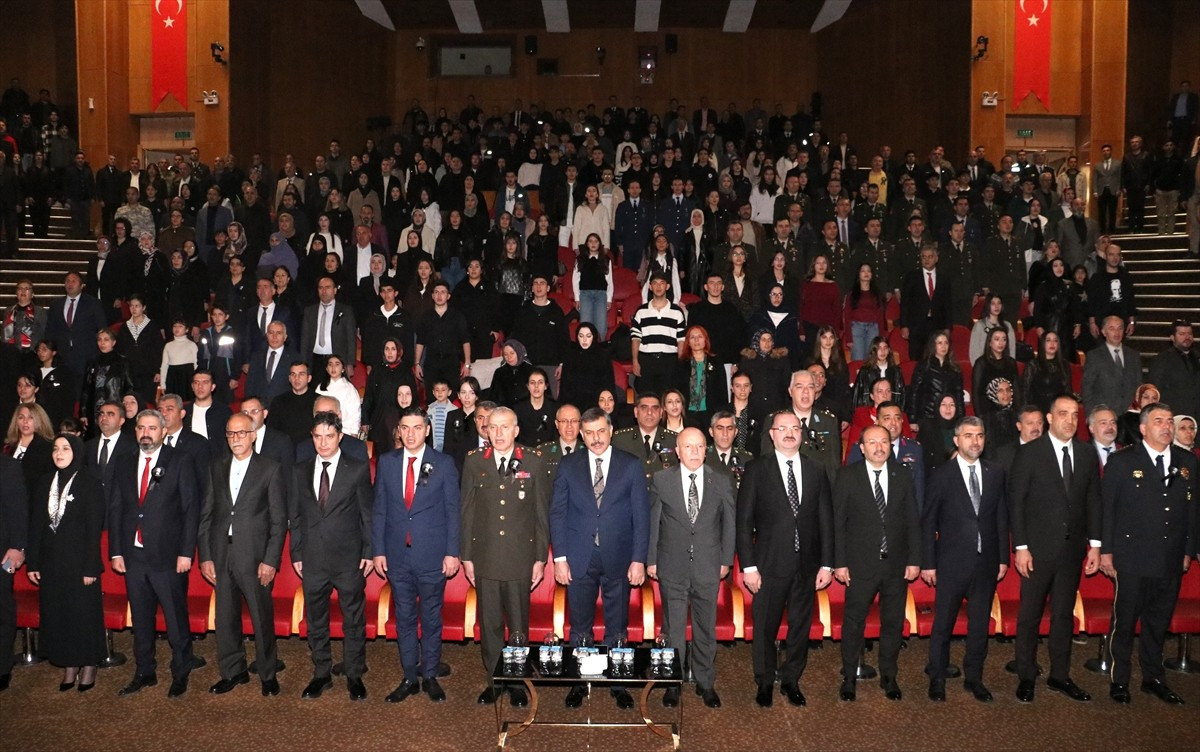 Büyük Önder Mustafa Kemal Atatürk'ün ebediyete intikalinin 87. yılında Erzurum'da anma törenleri...