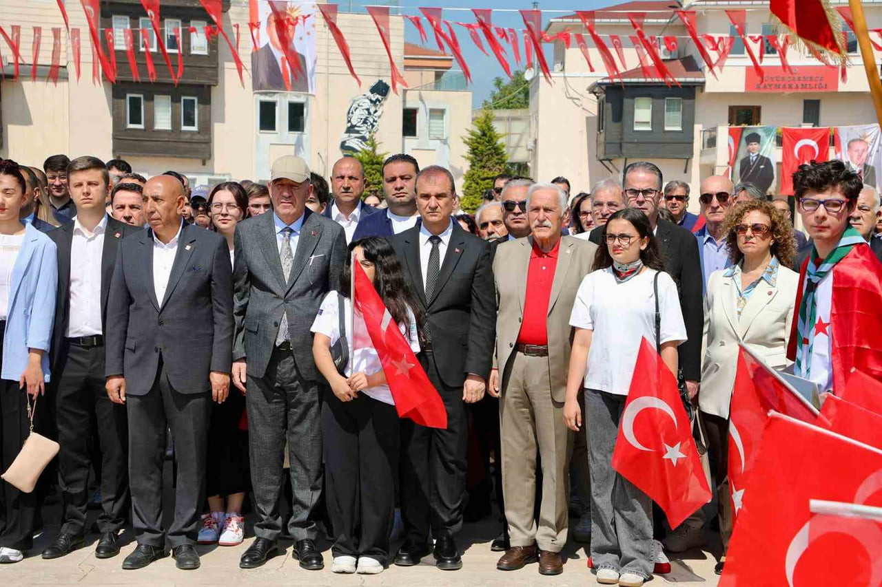 BÜYÜKÇEKMECE BELEDİYESİ, 19 MAYIS ATATÜRK’Ü ANMA, GENÇLİK VE SPOR BAYRAMI KAPSAMINDA DÜZENLEDİĞİ...