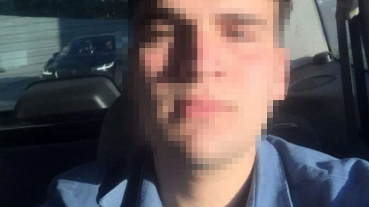 Büyükçekmece'de Ehliyetsiz Sürücü Durağa Daldı, 1 Kişi Ağır Yaralandı
