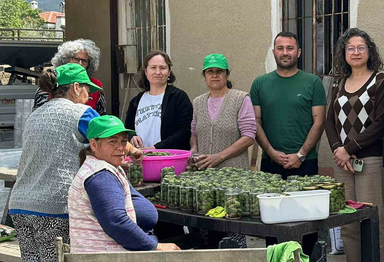 ÇAĞLA TURŞUSUNDAN KADIN ÜRETİCİLERE EKONOMİK KATKI