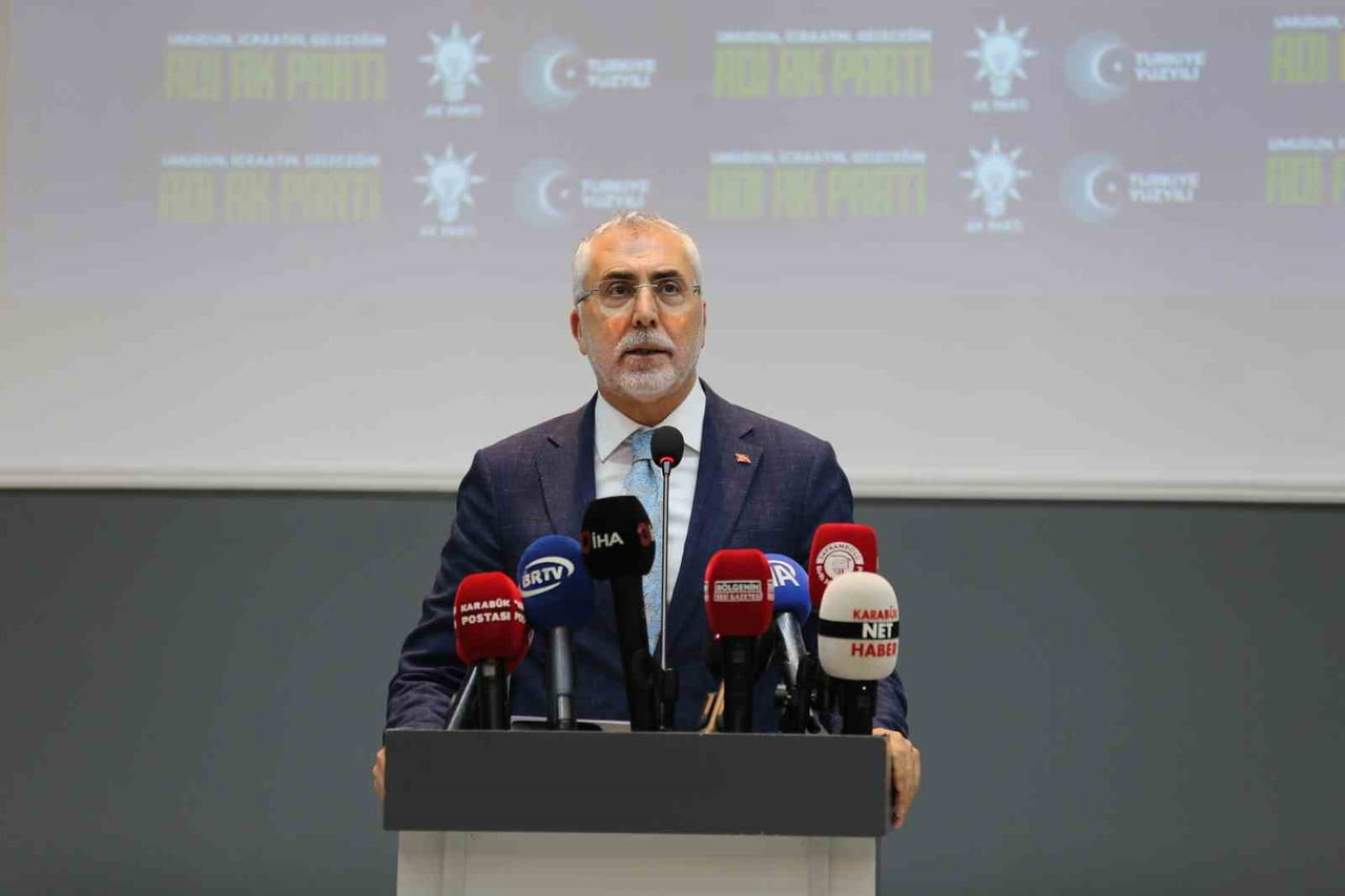 ÇALIŞMA VE SOSYAL GÜVENLİK BAKANI VEDAT IŞIKHAN