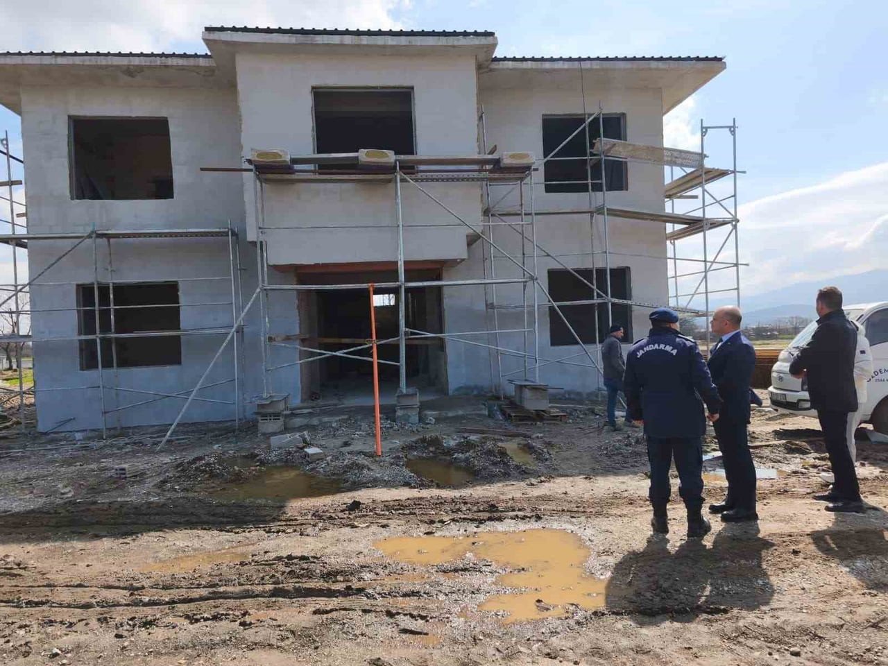 ÇAN ETİLİ KÖYÜ JANDARMA KARAKOL İNŞAATINDA İNCELEME