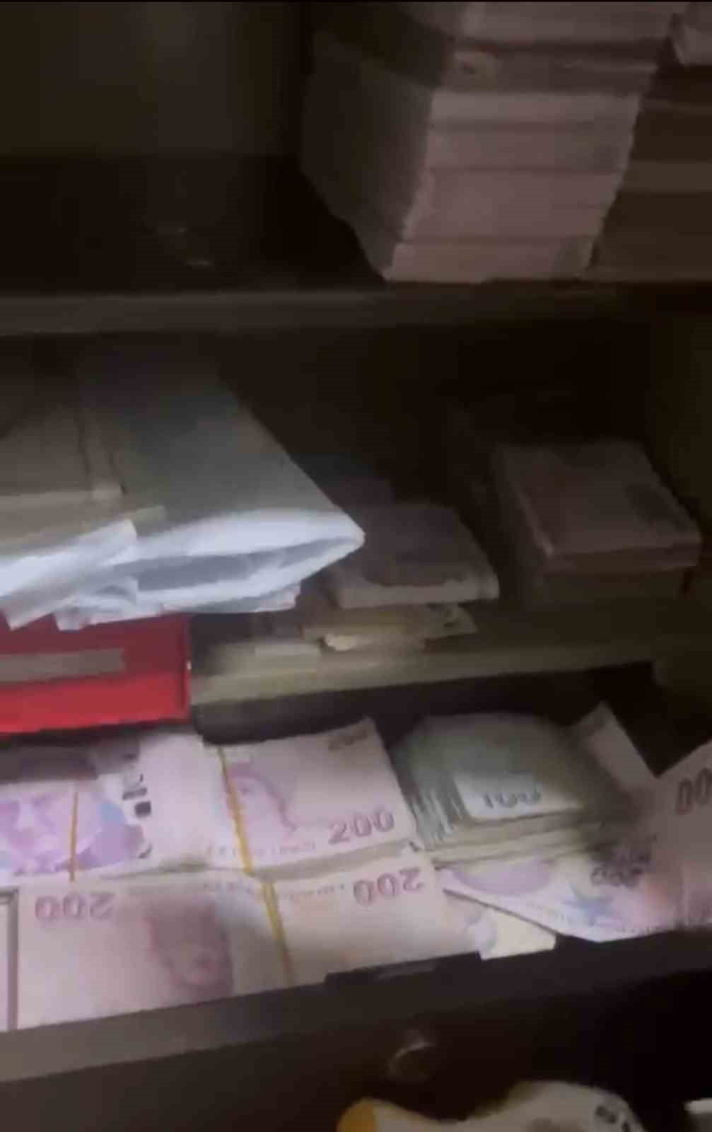 ÇANAKKALE'DE EMNİYET TARAFINDAN DÜZENLENEN TEFECİLİK OPERASYONUNA 1 ŞÜPHELİ TUTUKLANDI.