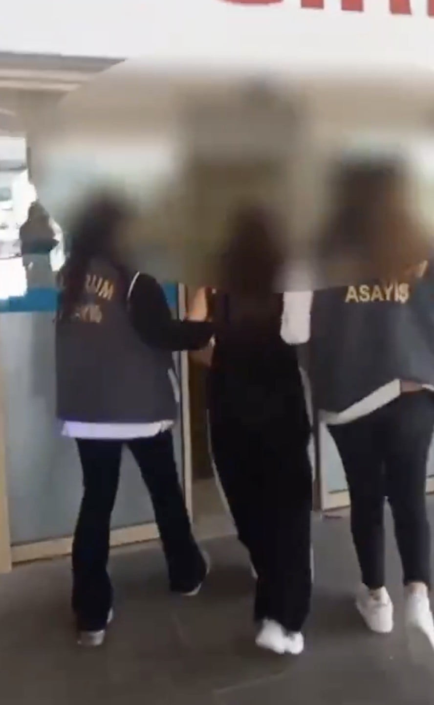 ÇANAKKALE'DE R.Y. İSİMLİ VATANDAŞI EVLİLİK VAADİYLE 800 BİN TL DOLANDIRDIĞI TESPİT EDİLEN ŞÜPHELİ...