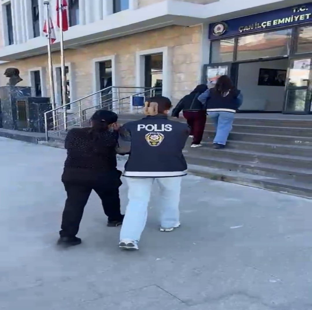 ÇANAKKALE’DE EMNİYET EKİPLERİNCE GERÇEKLEŞTİRLEN OPERASYONLAR ÇERÇEVESİNDE ÇAN İLÇESİNDE ‘FUHUŞA...