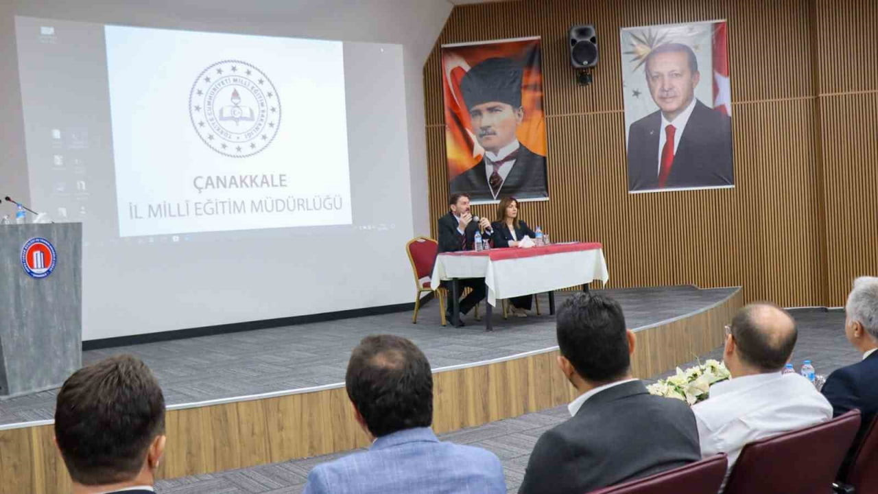 ÇANAKKALE’DE MİLLÎ EĞİTİM BAKANLIĞI YENİLİK VE EĞİTİM TEKNOLOJİLERİ GENEL MÜDÜRÜ MUSTAFA CANLI’NIN...