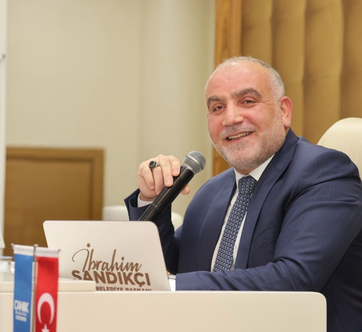 CANİK BELEDİYE BAŞKANI İBRAHİM SANDIKÇI