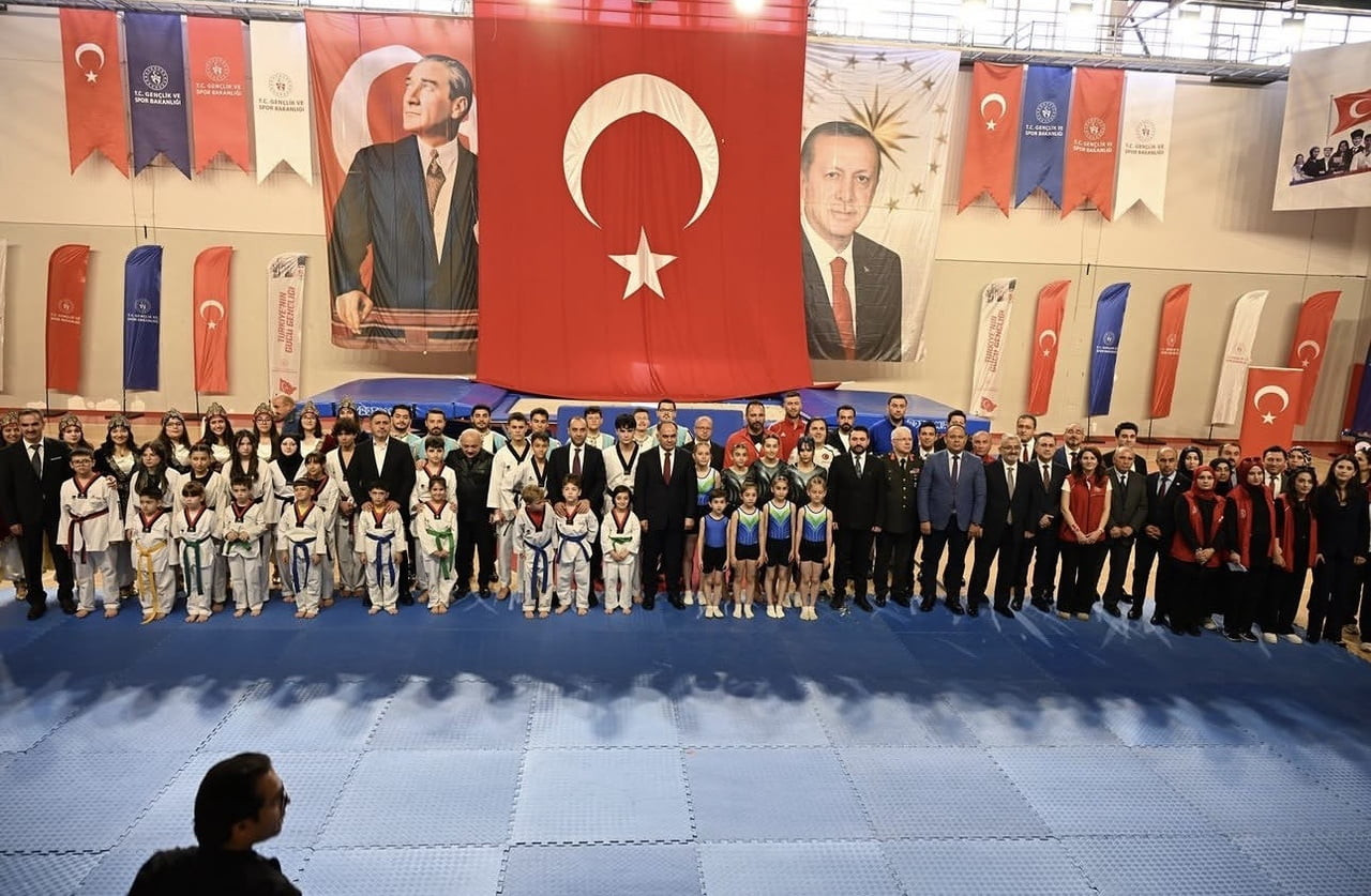 ÇANKIRI'DA, 19 MAYIS ATATÜRK'Ü ANMA, GENÇLİK VE SPOR BAYRAMI'NIN 107’İNCİ YILI COŞKUYLA...