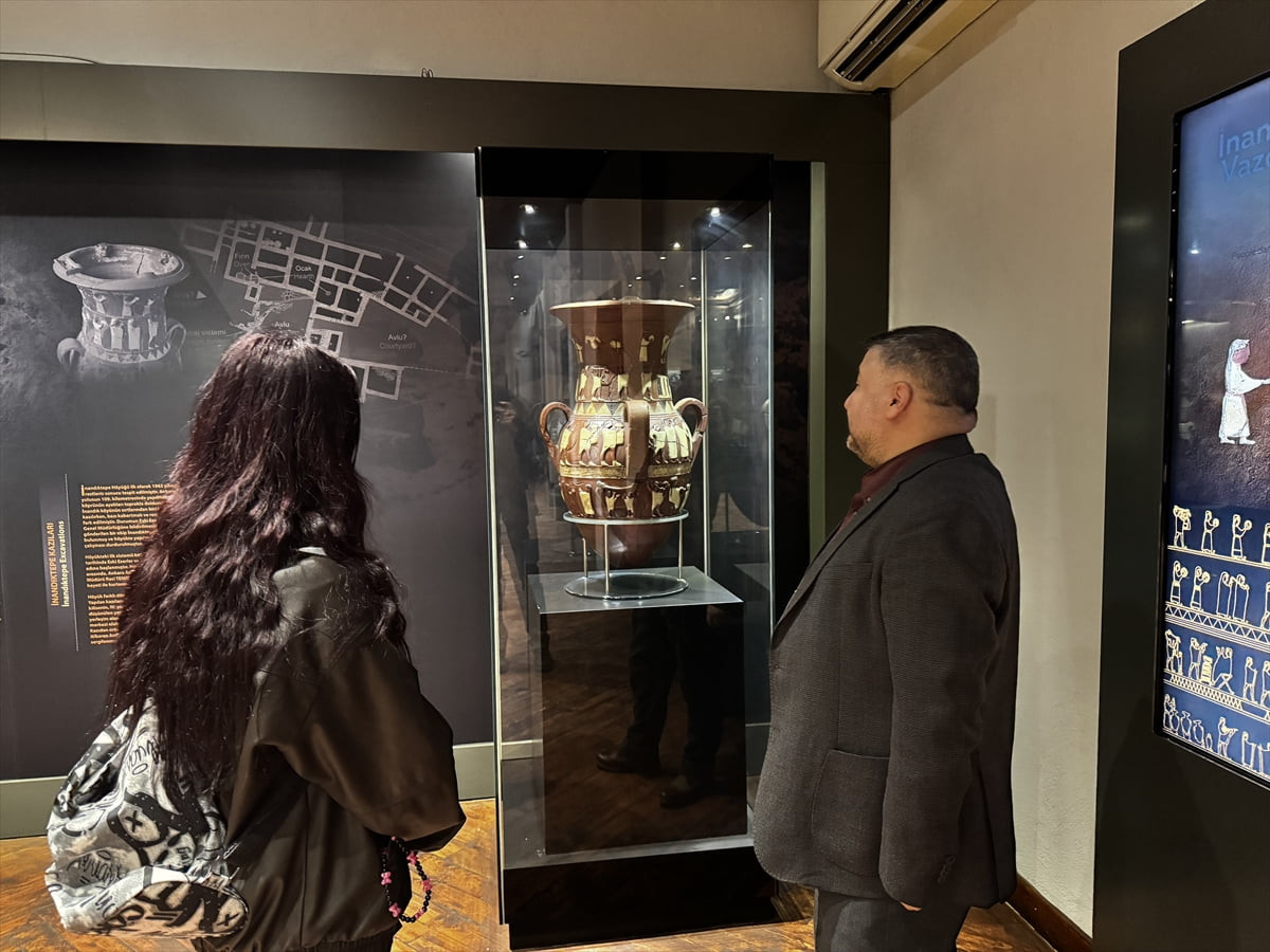 Çankırı'da 9 yıl önce müzeye dönüştürülen ve içinde milyonlarca yıllık fosillerin sergilendiği...