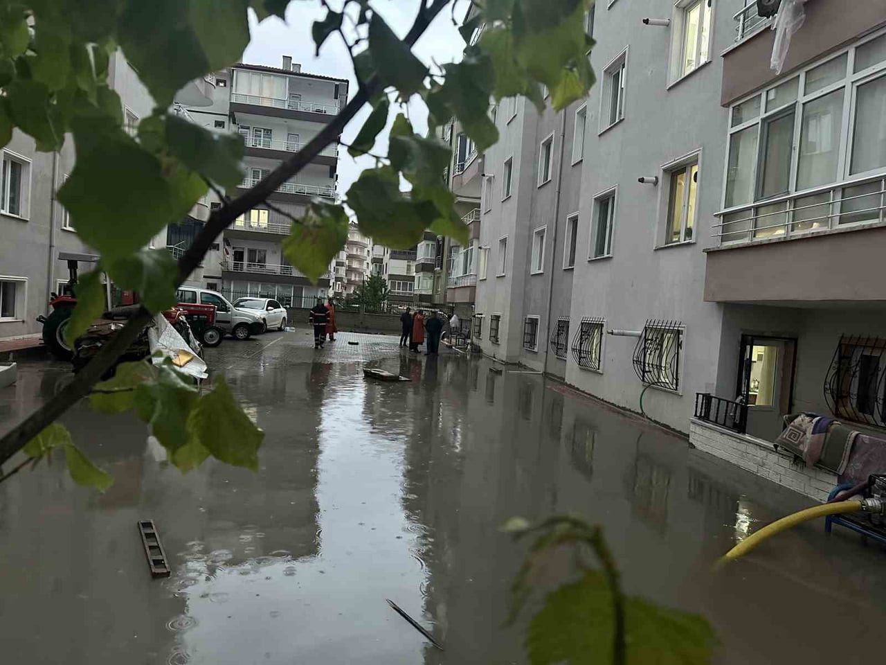 ÇANKIRI’DA SU BASKINLARINA SEBEP OLAN SAĞANAK YAĞIŞLA İLGİLİ YAPILAN AÇIKLAMADA, METREKAREYE 41...