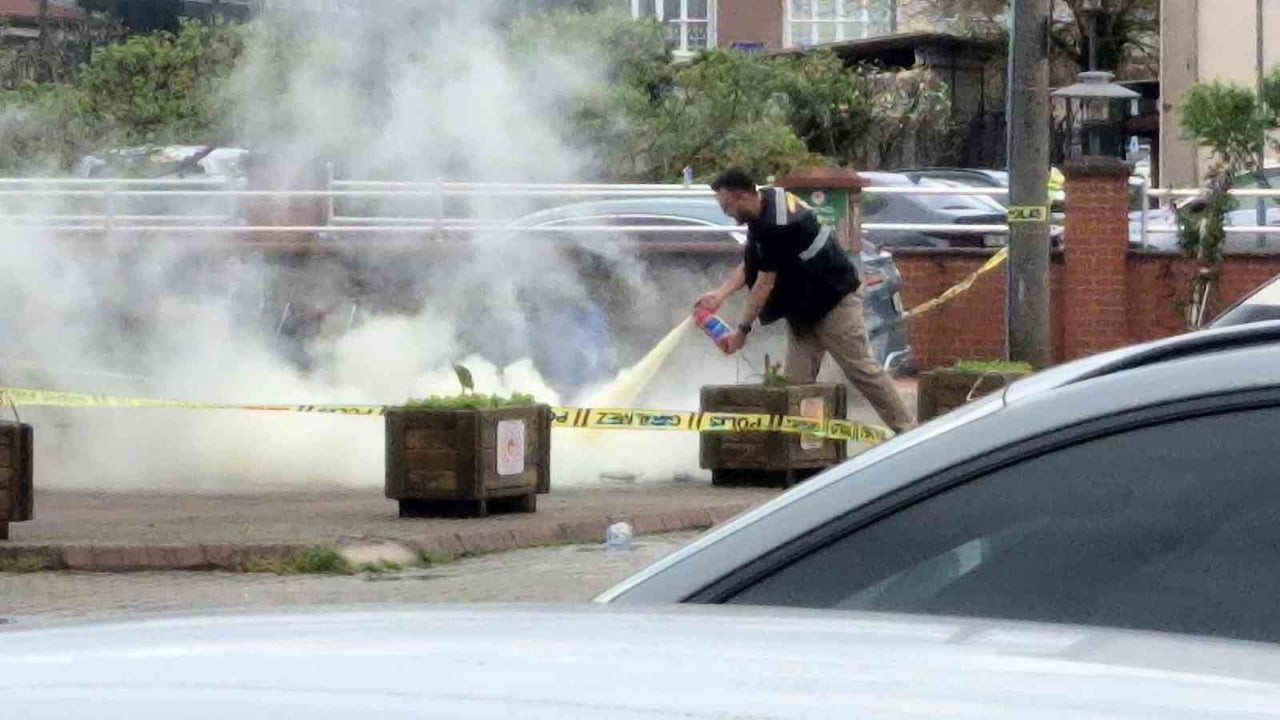 ÇANTA GÜVENLİ ŞEKİLDE PATLATILDI