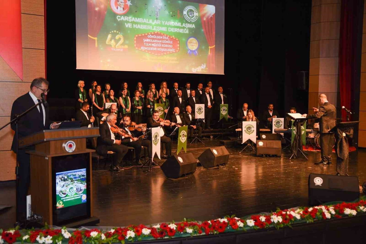ÇARŞAMBALILAR YARDIMLAŞMA VE HABERLEŞME DERNEĞİ’NİN “GÖNÜLDEN DİLE, ŞARKILARDAN GÖNÜL’E” TEMALI...