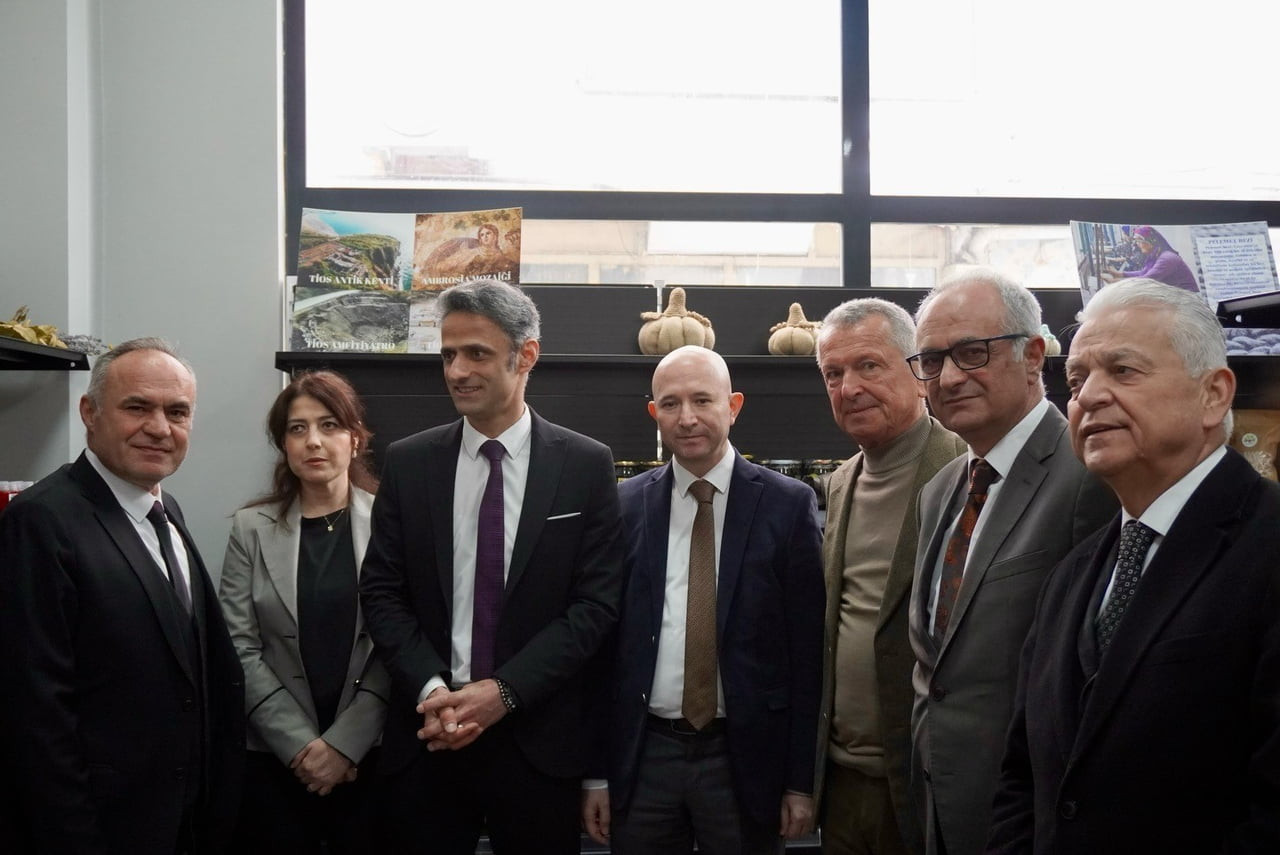 ÇAY-KA LEZZET FABRİKASI'NDA KADINLAR ÜRETECEK, YÖRESEL ÜRÜNLER TANITILACAK