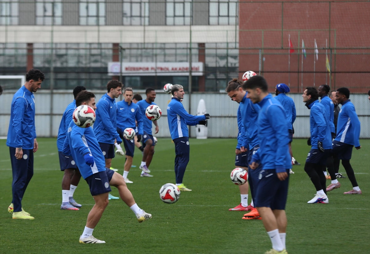 Çaykur Rizespor, Trendyol Süper Lig'in 24. haftasında deplasmanda Kasımpaşa ile yapacağı maçın...