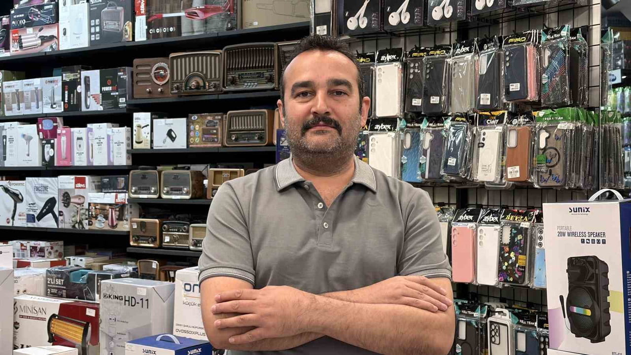 CEMAL KALEM, CEP TELEFONU BATARYALARININ DAHA UZUN ÖMÜRLÜ KULLANIMININ PÜF NOKTALARINI ANLATTI.